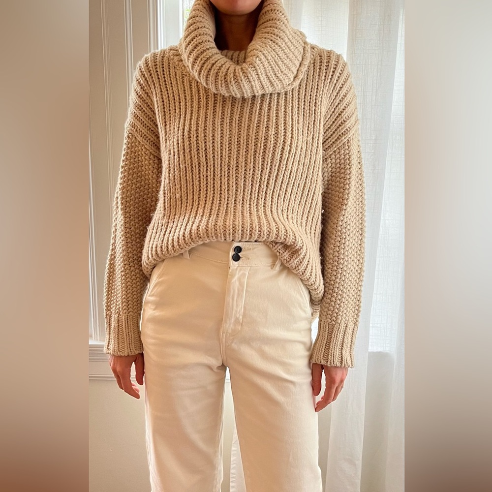 The Odells wool blend chunky turtleneck size M